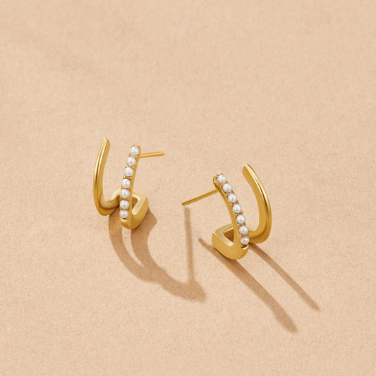 18K Gold and Pearl Earrings