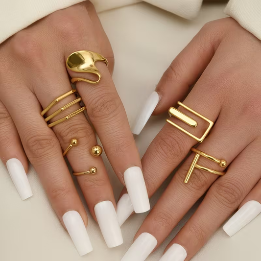 Set of Golden Geometric Rings