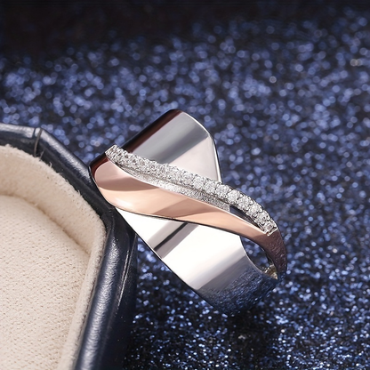 Elegant Sparkling Rose Gold Ring