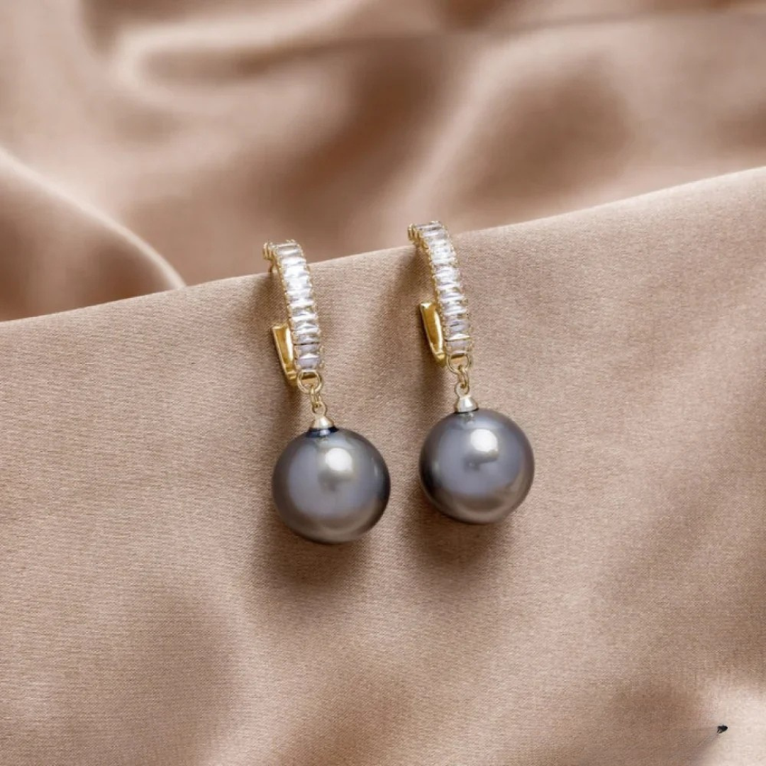 Chic Pearl and Zirconia Earrings