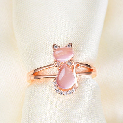 Ring with Cat in Rose Gold