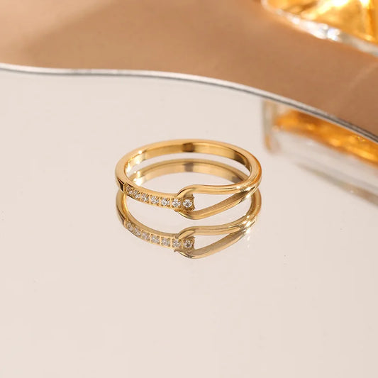 Elegant Geometric Gold Ring