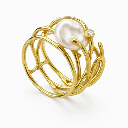 Retro Pearl Ring in Gold