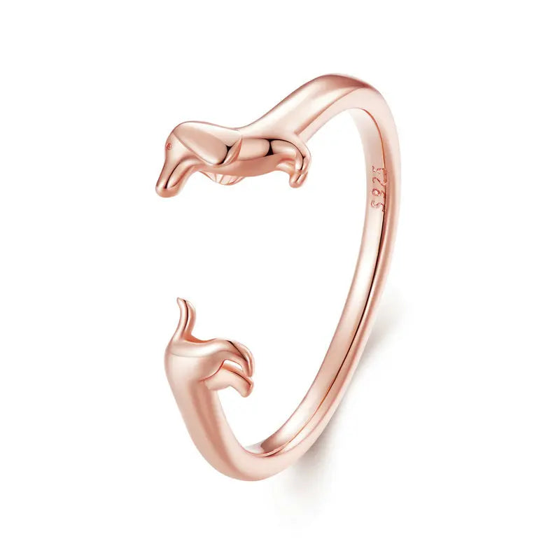 Ring with a Dachshund
