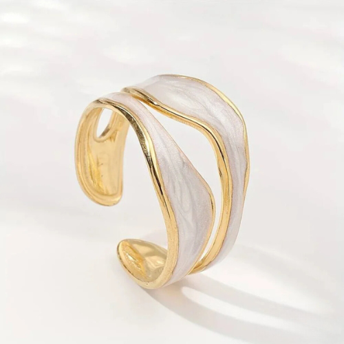 Open Wave Gold Ring