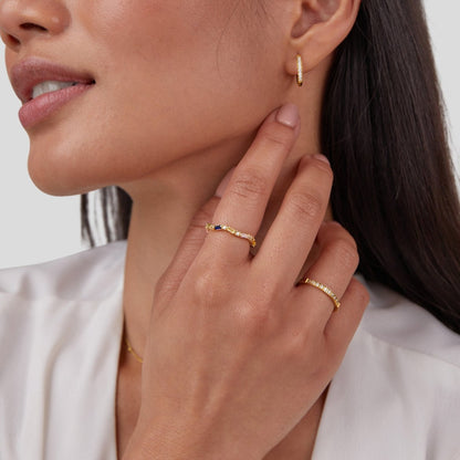 18K Crystal Ring Timeless Beauty